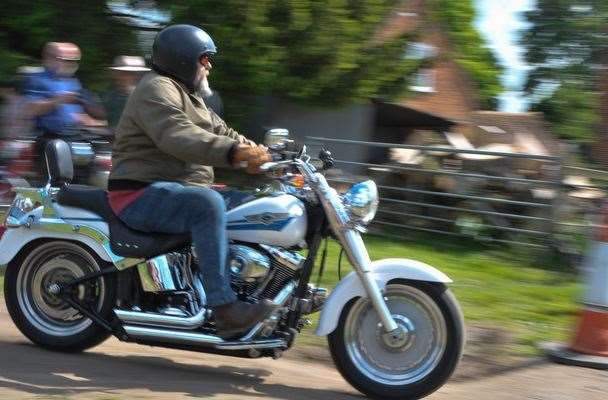 Motorbikes roll into The Bell at Aldworth Pic: Geoff Fletcher