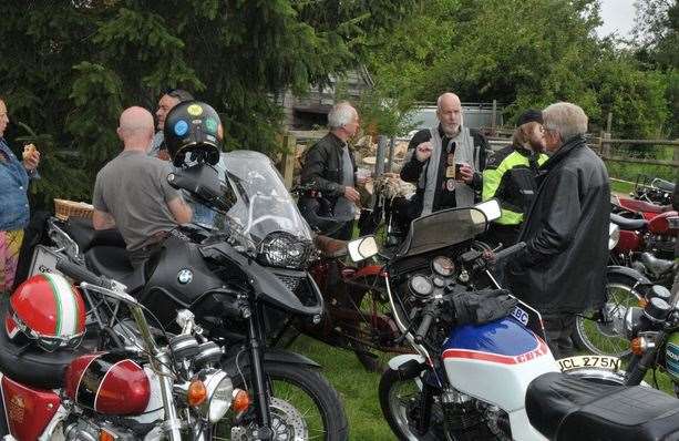 Talking bikes and drinking pints Pic: Geoff Fletcher