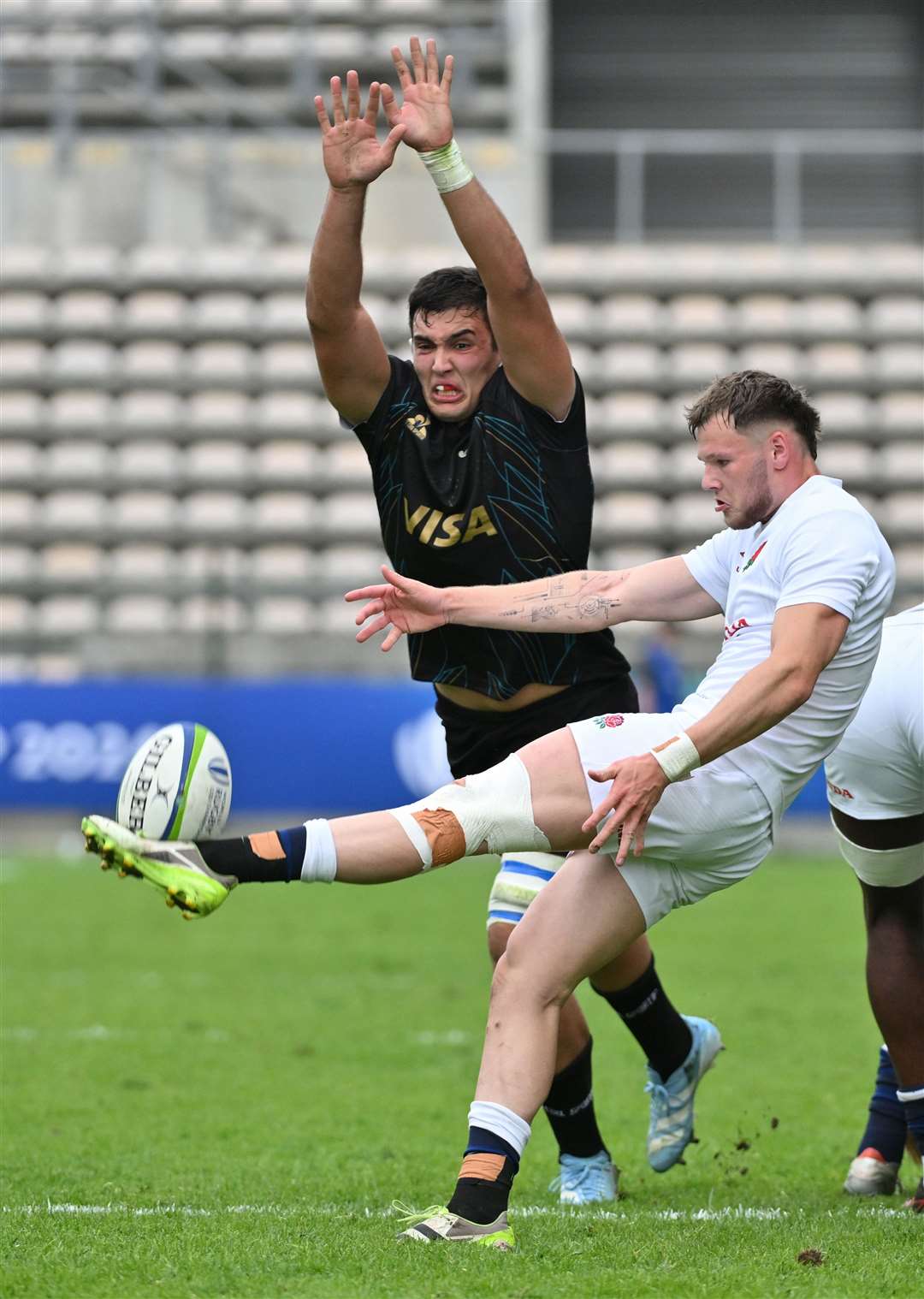 Ollie Allan of England U20 during the match between England and Argentina at the U20 Championship held at Athlone Stadium in Cape Town, South Africa. (Photo by Thinus Maritz/World Rugby)