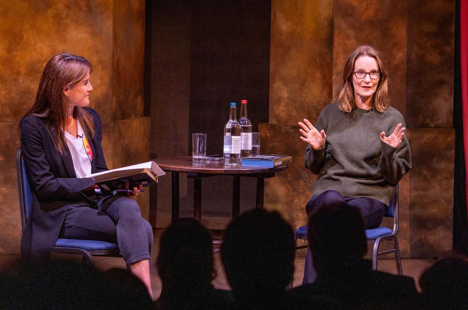 In Conversation with Susie Dent at Watermill with Hannah MacInnes 16-0825M