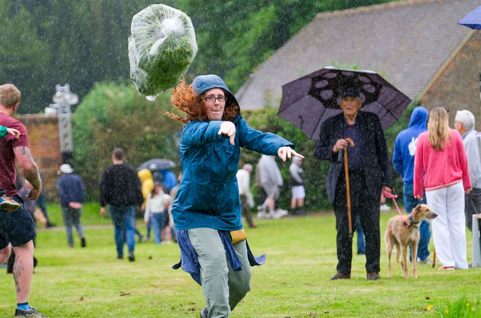 Michelle Allen throwing a Christmas Tree