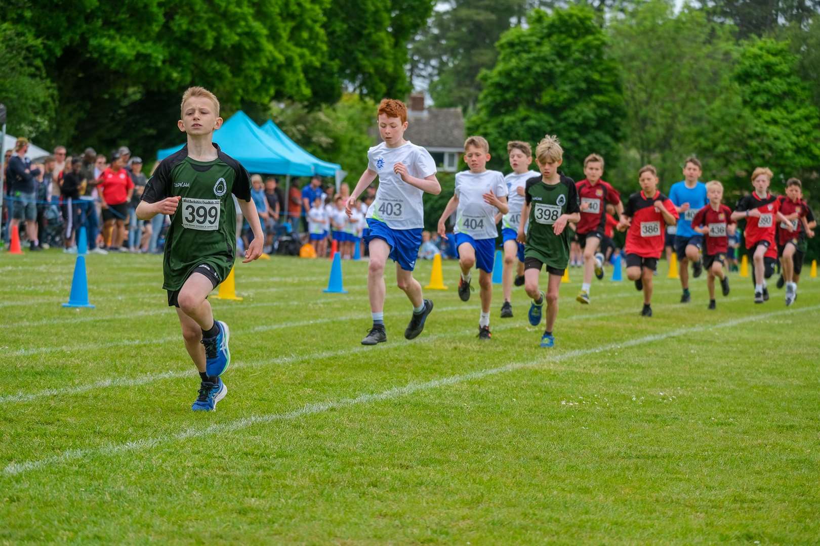 600m run for Year 5&6 boys - Francis Baily leads the way