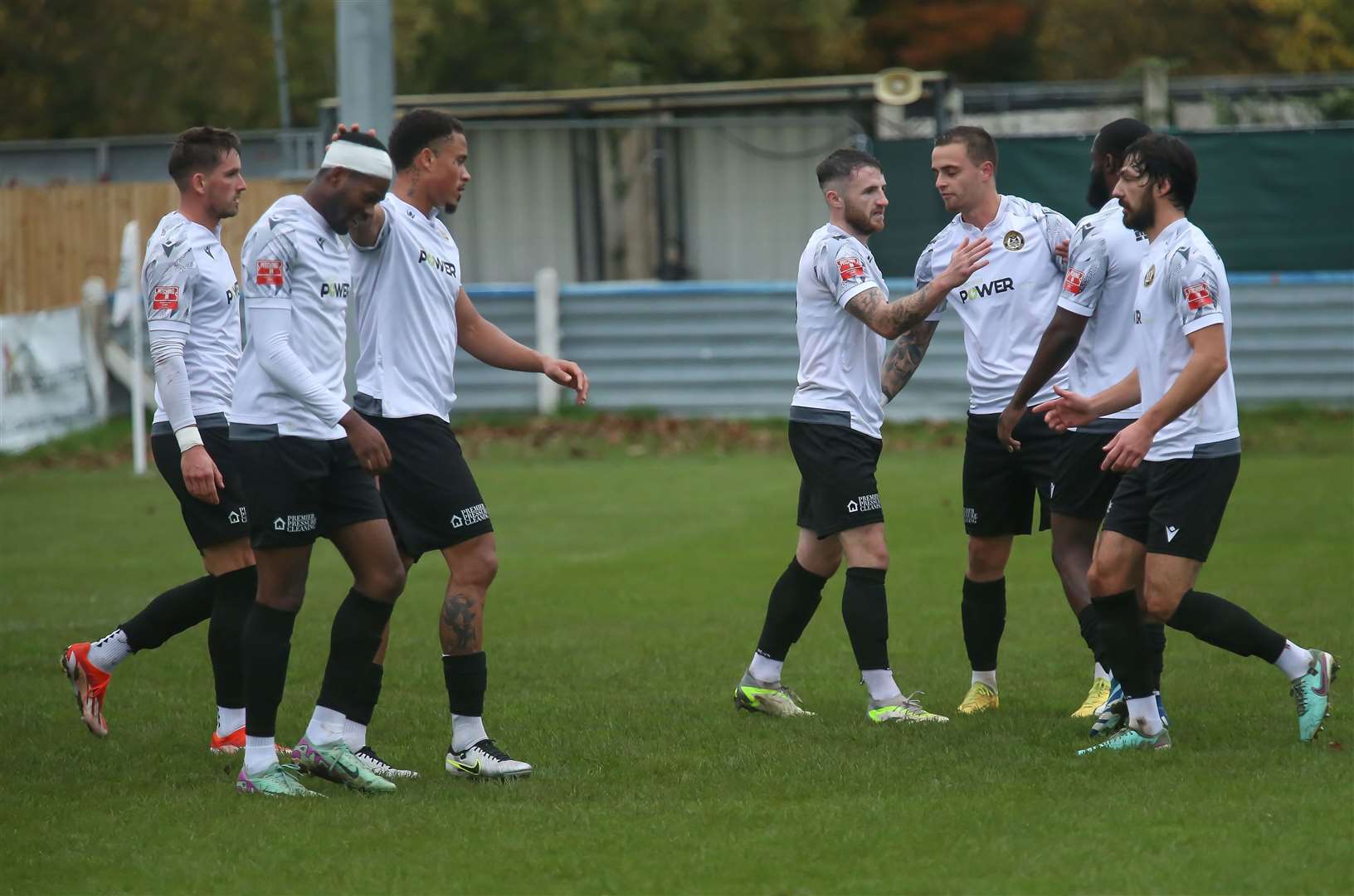 Hungerford Town celebrate against Tiverton - Photo: Jeff Youd