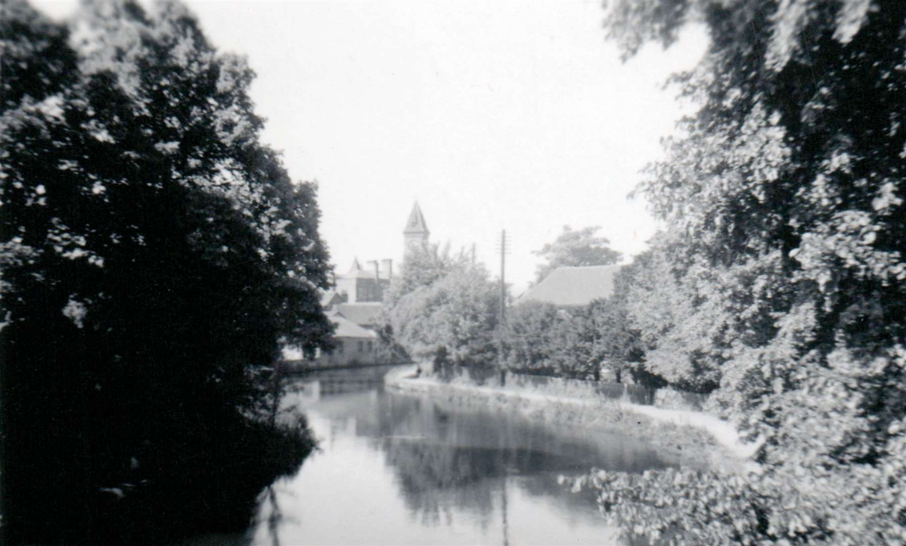 A view of Newbury Town Hall from the ‘American Bridge’ in June 1952