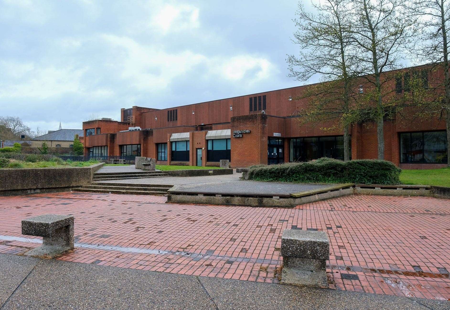 Reading Magistrates Courts