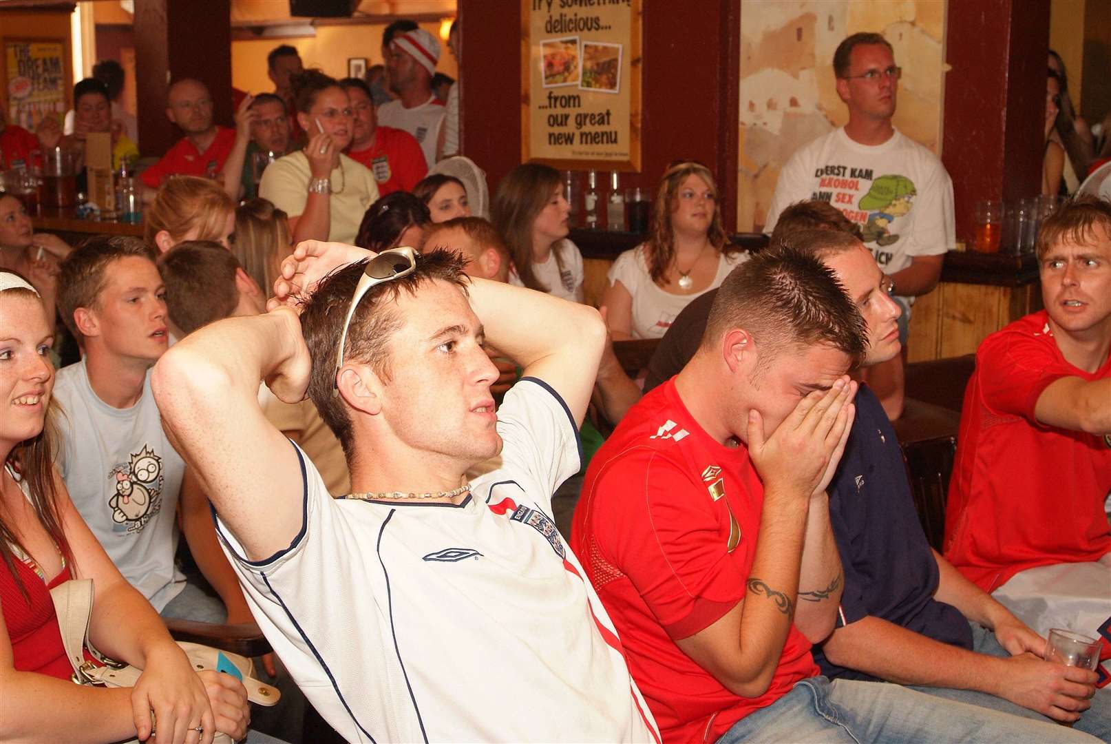 World Cup 2006 England v Portugal - Berkshire Tavern.