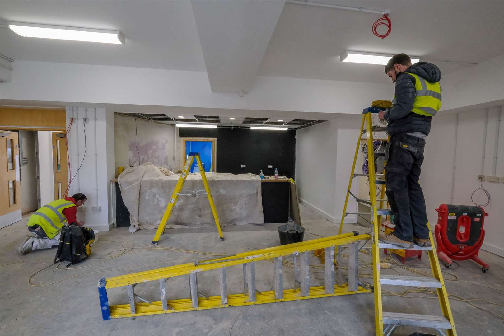 Building work continues at Waterside Centre by Berkshire Youth. Picture Phil Cannings.