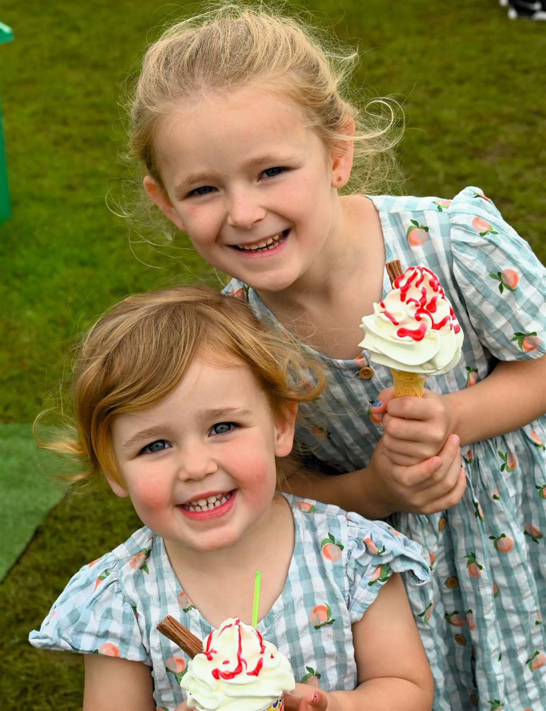 Molly Gould (6) and sister Florence (2) from Thatcham