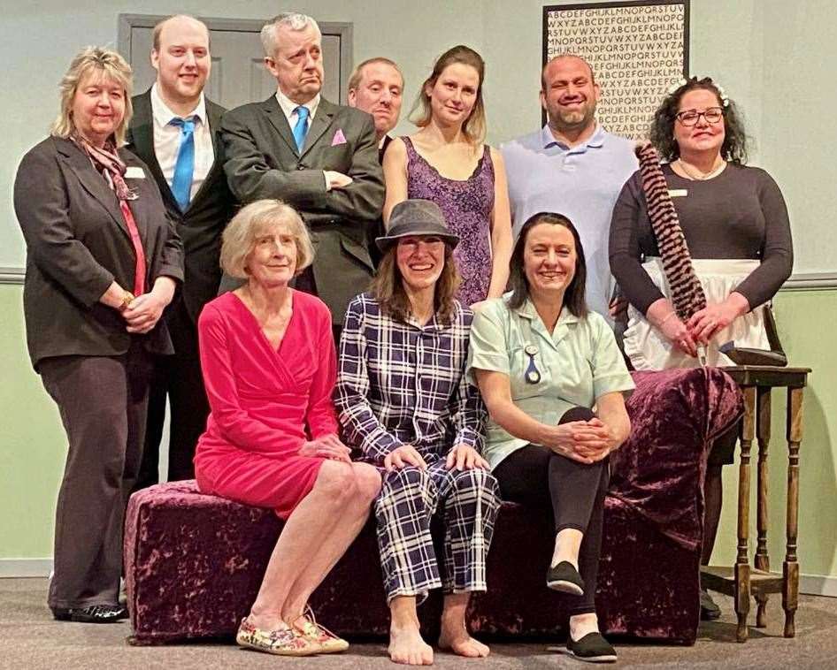 Boundary Players Cast of Out of Order