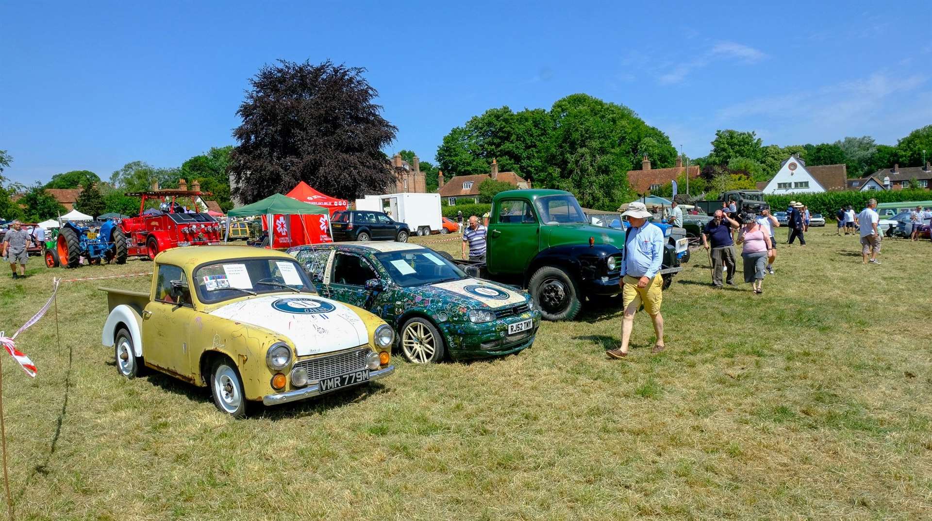 Yattendon Classic Vehicle Day