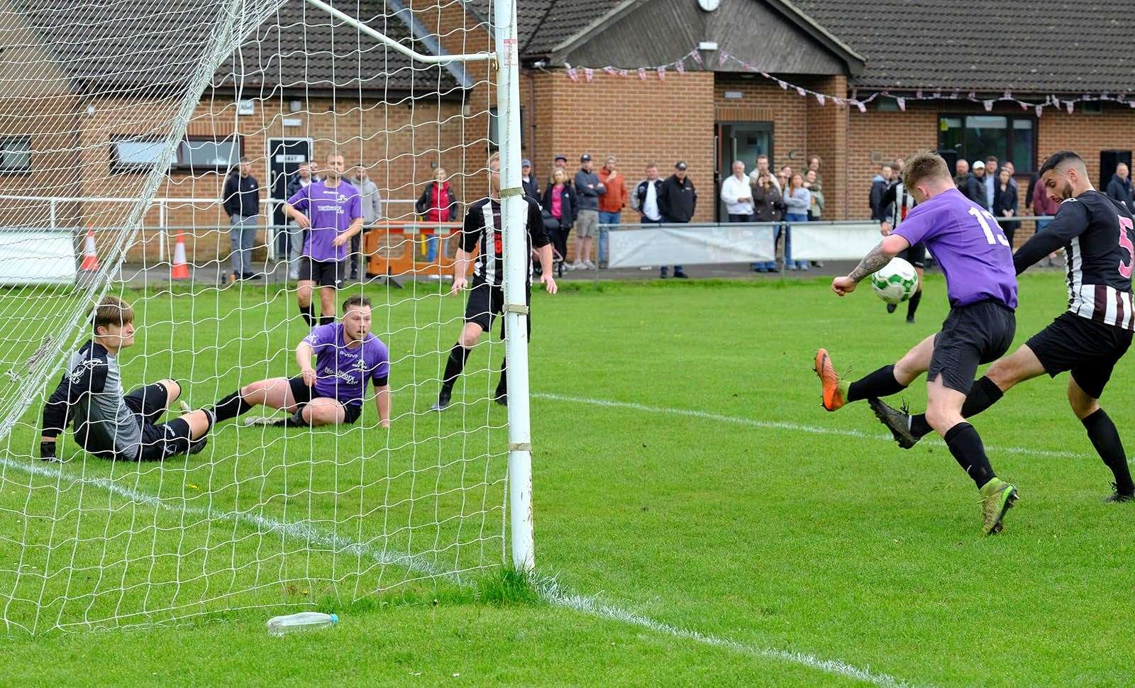 Newbury Sunday League is growing again
