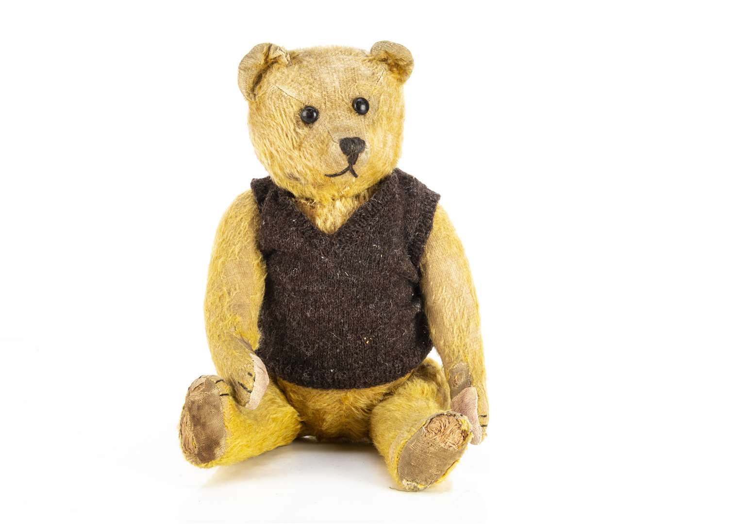 A 1920s Schuco yesno teddy bear £150-200