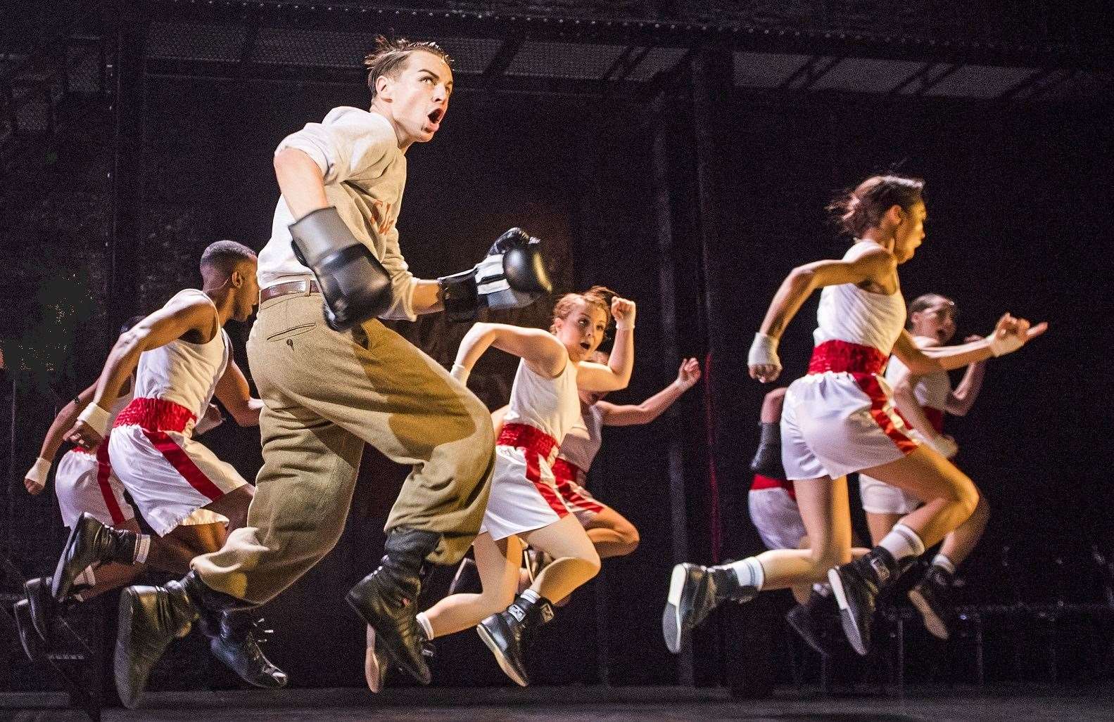 Bugsy Malone ©Tristram Kenton