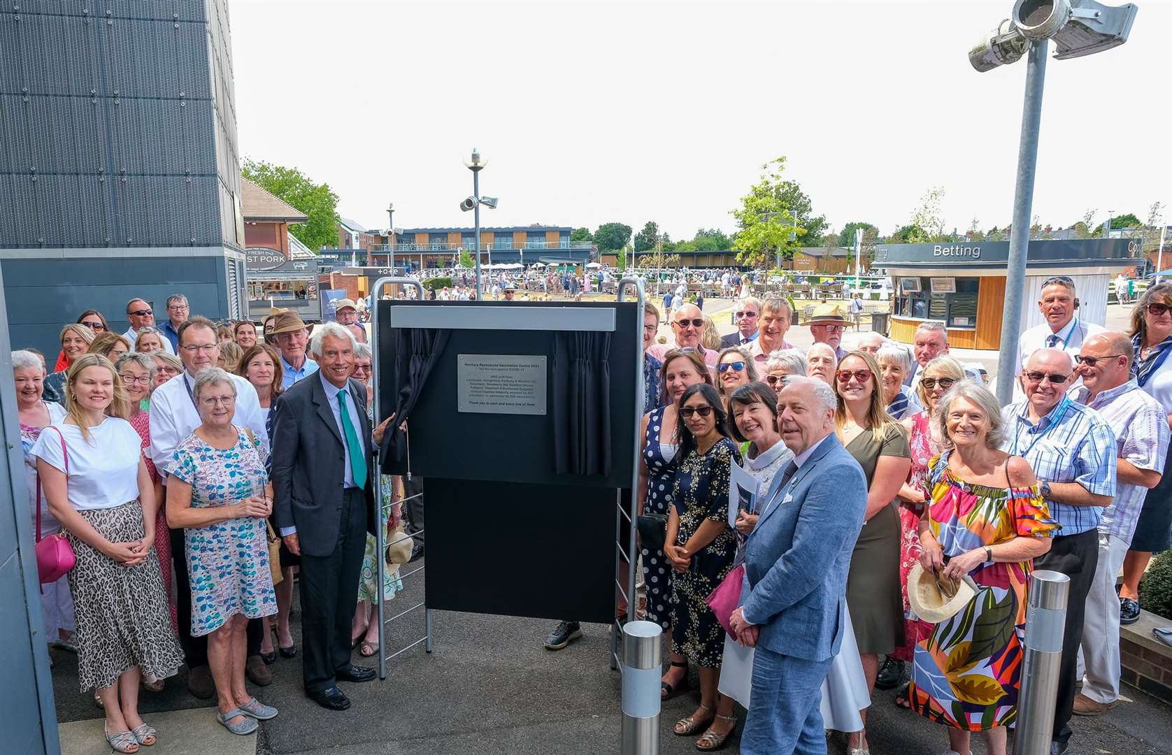 James Puxley, Lord Lieutenant of Berkshire unveils plaque at Newbury Racecourse