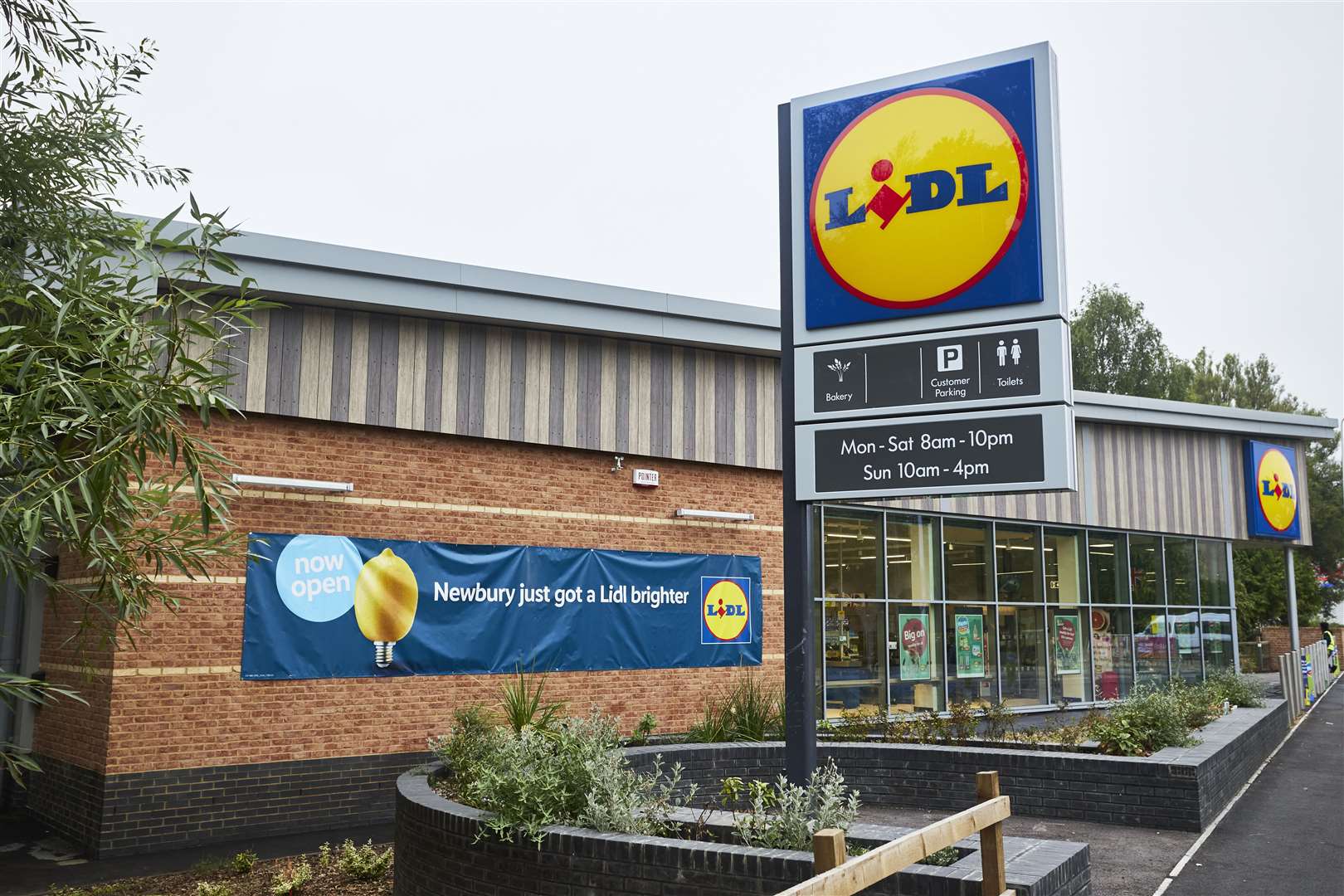 New Lidl store opens on London Road Retail Park