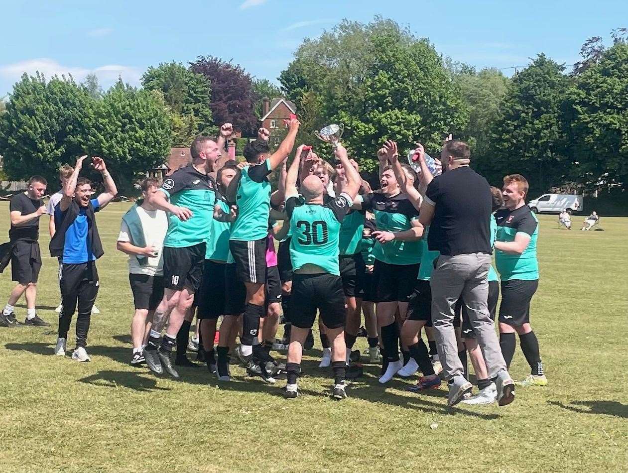 Diamond FC won the Newbury Sunday League Knockout Cup