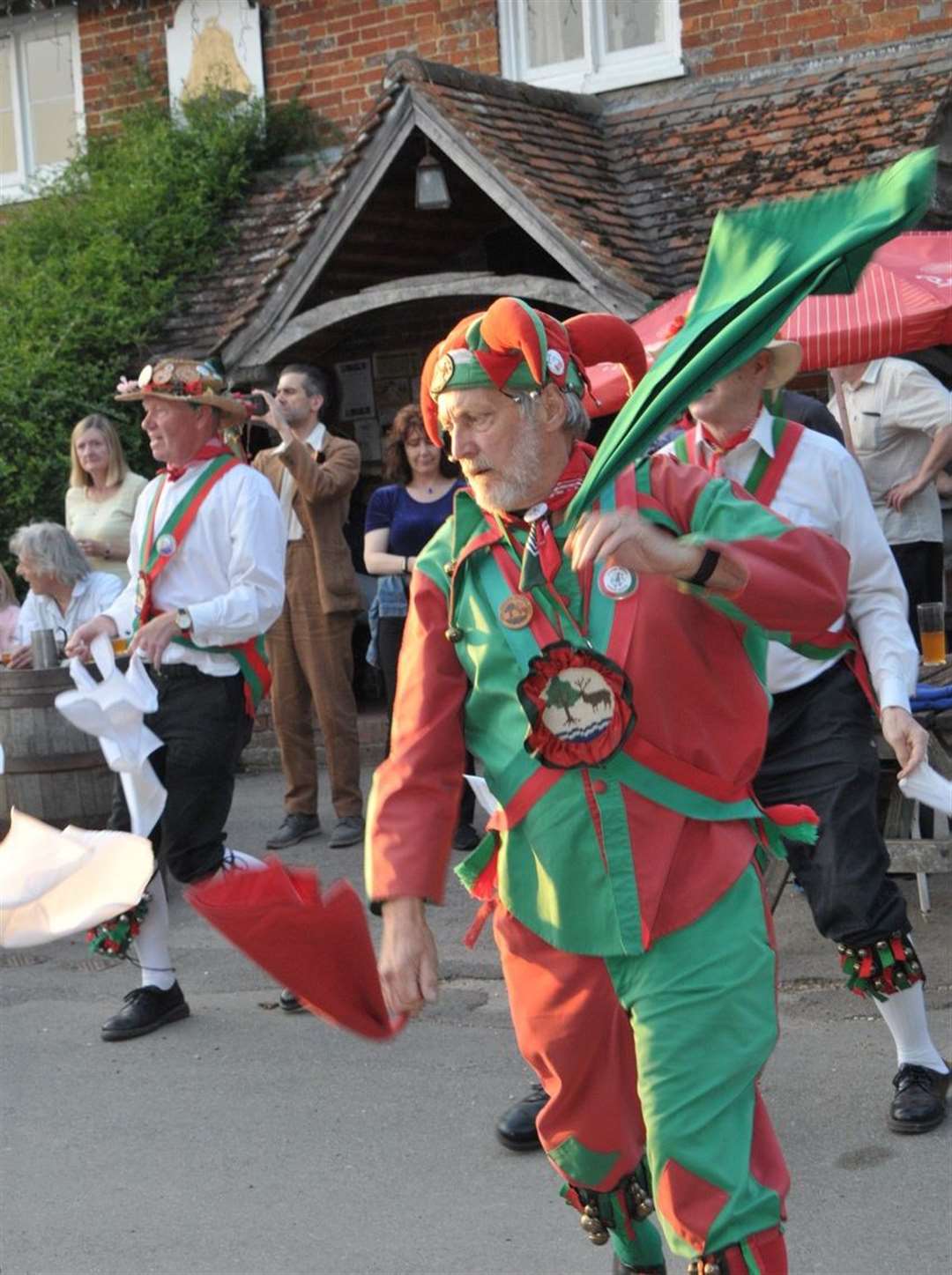 Icknield Way and Kennet morris men at The Bell, Aldworth Pic: Geoff Fletcher