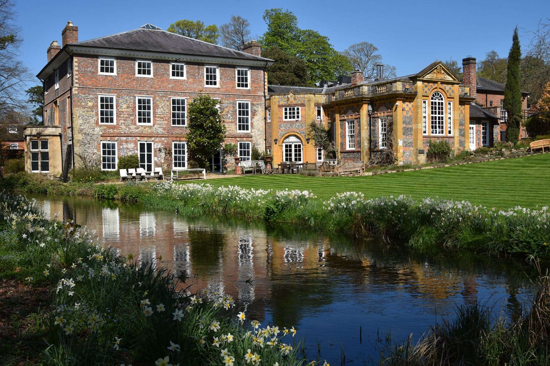 Donnington Priory