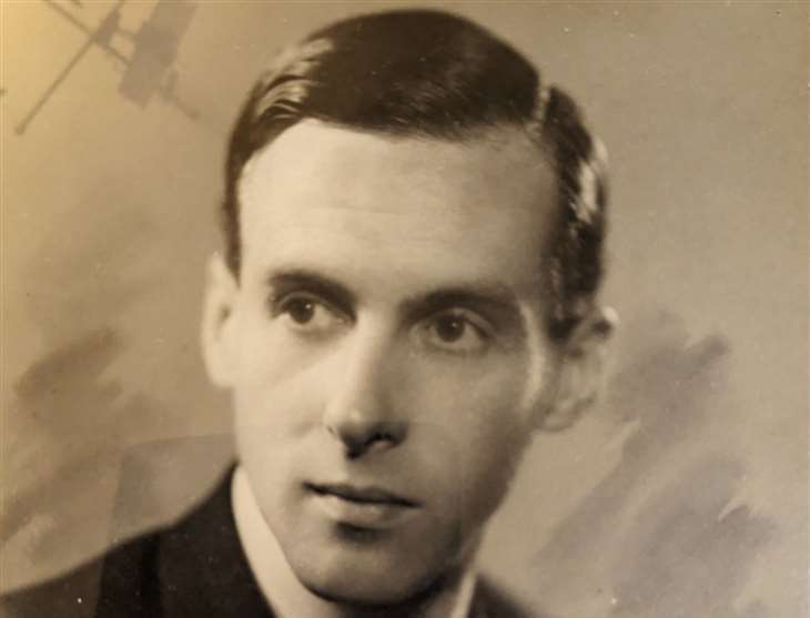 Mark Medley Carter, from Bradfield, was shot down over France in 1940