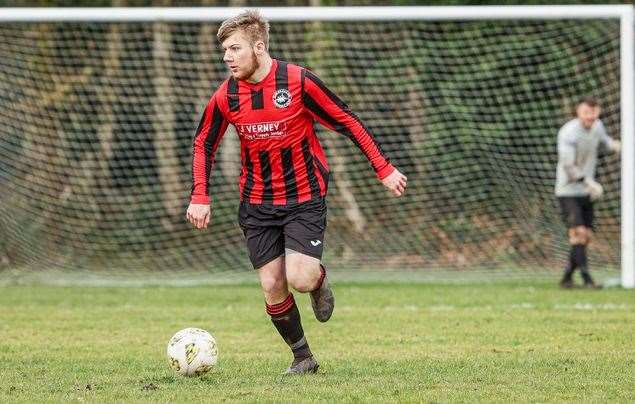 Kingsclere of Newbury Sunday League - Photo: Wilf Springer