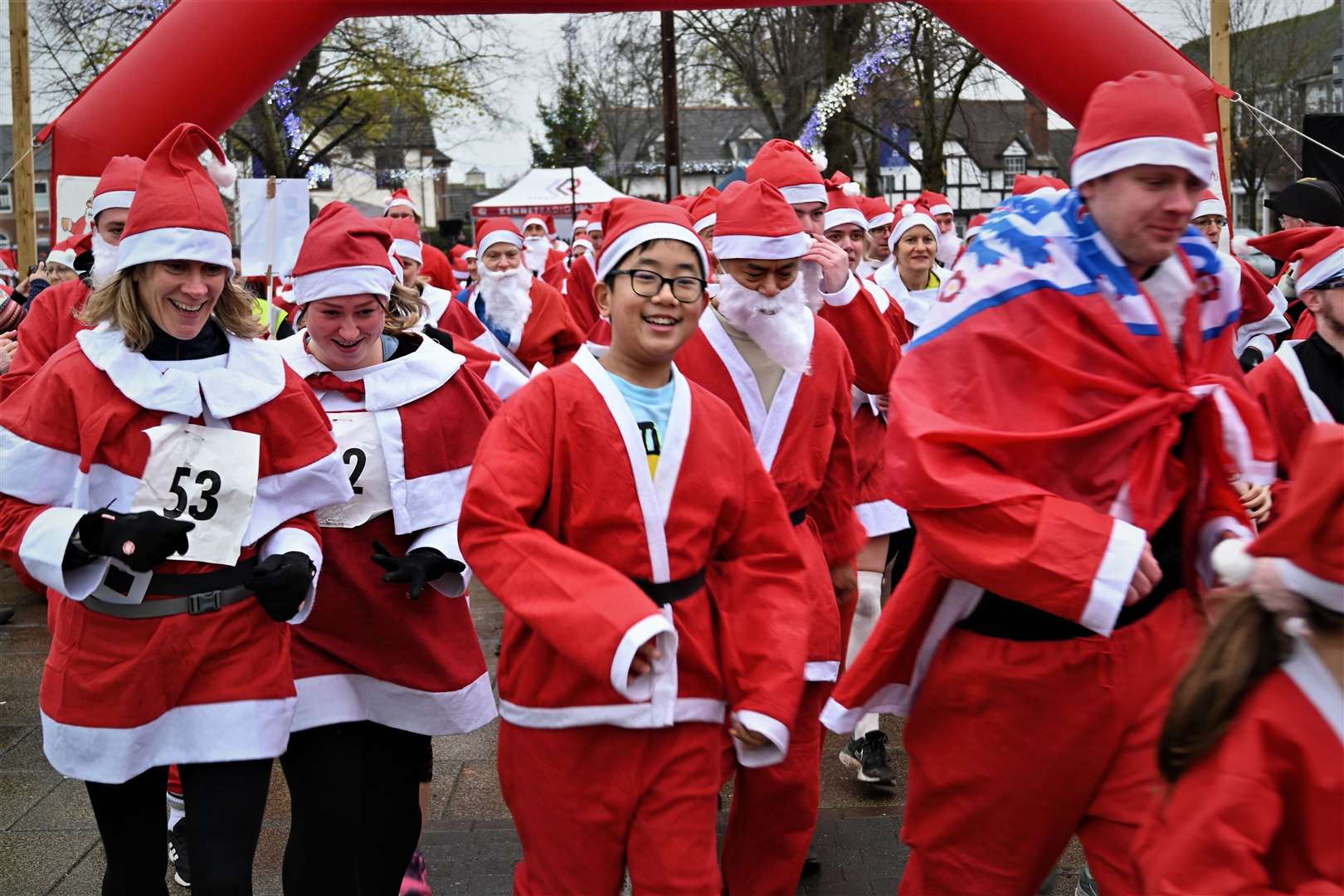 Santa fun run in Thatcham