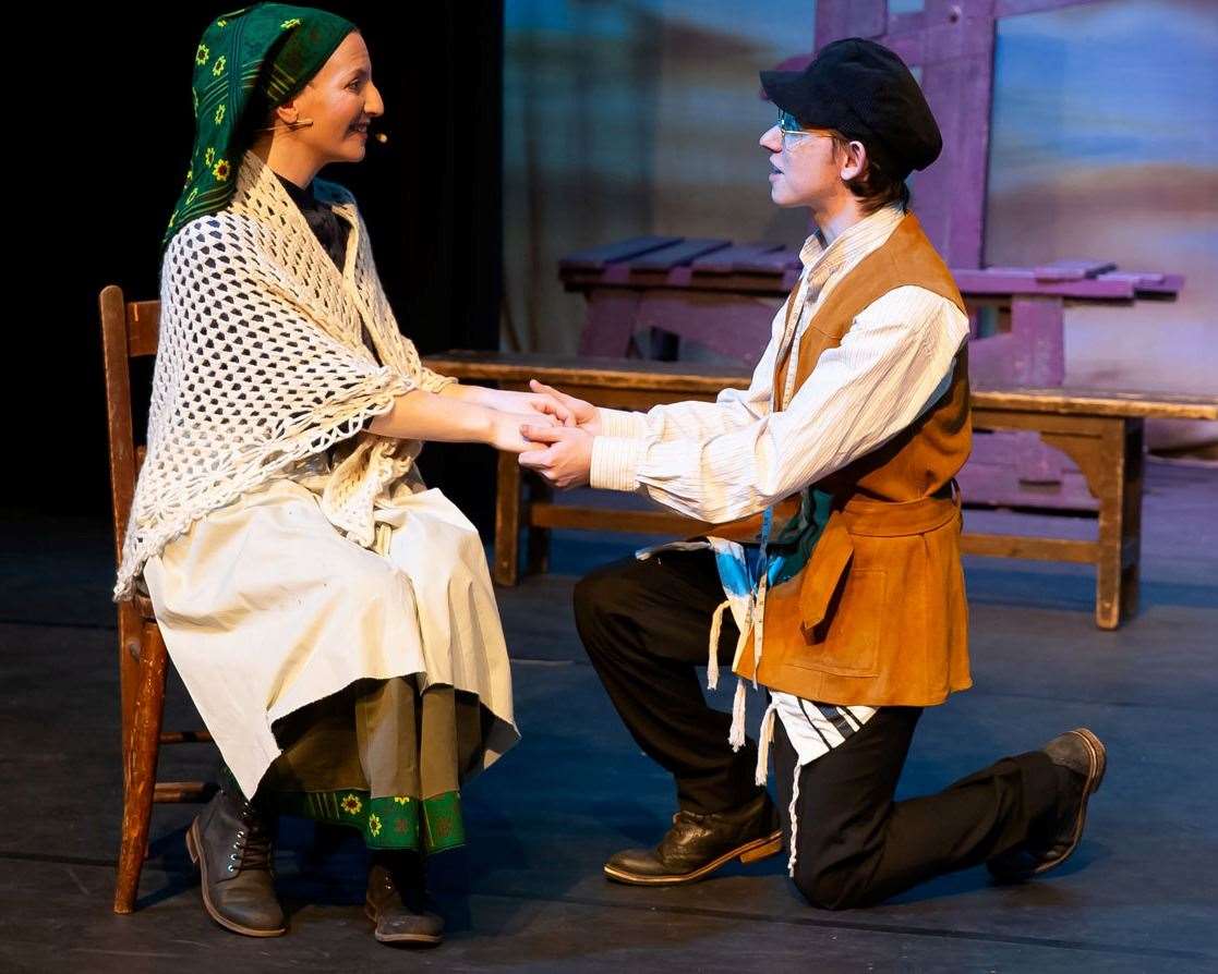 KATS Fiddler on the Roof Pic: Mikaela Wild
