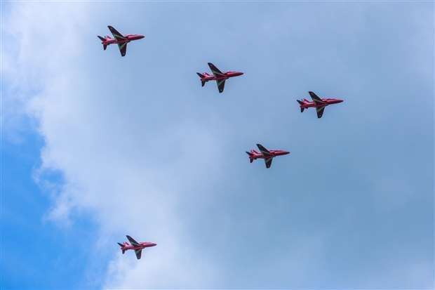 Red Arrows (57096738)