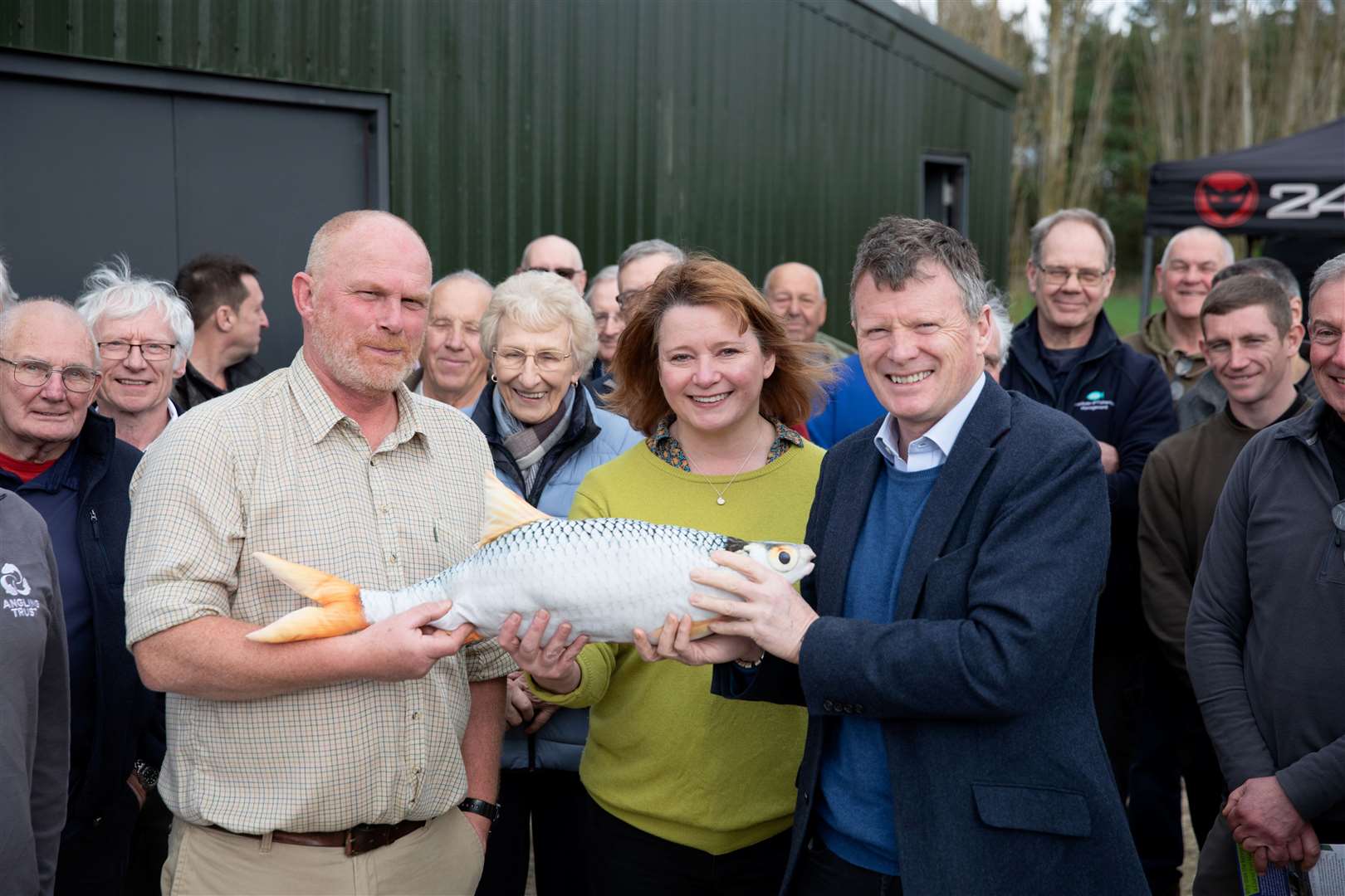 Left to right: fisheries manager at the Reading District Angling Association, Del Shackleford, senior programme manager at the Environment Agency, Heidi Stone, and former Newbury MP, Richard Benyon, of Englefield Estate. Credit: Reading District Angling Association