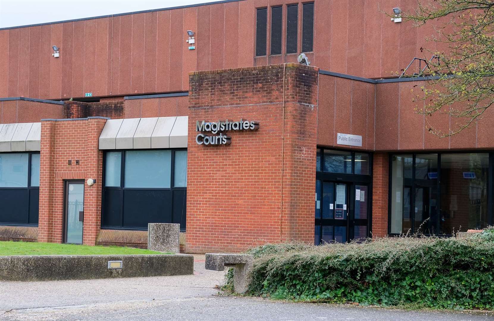 Reading Magistrates Courts