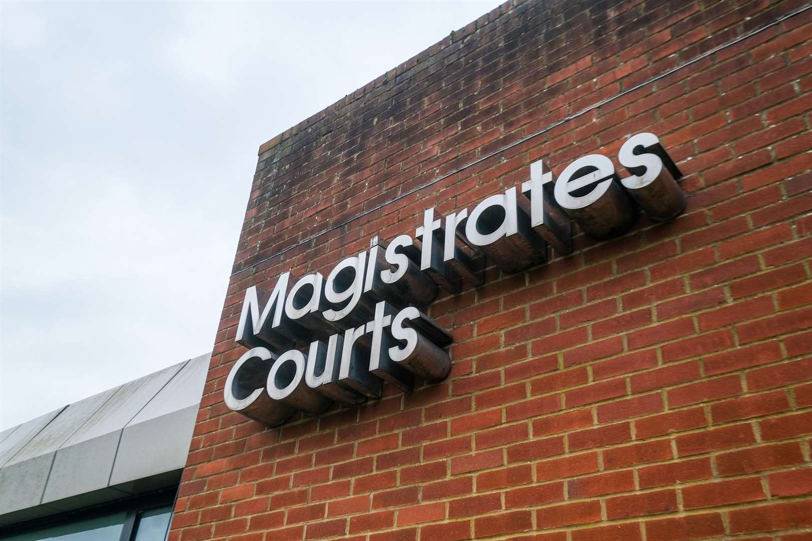 Reading Magistrates Courts. (55914711)