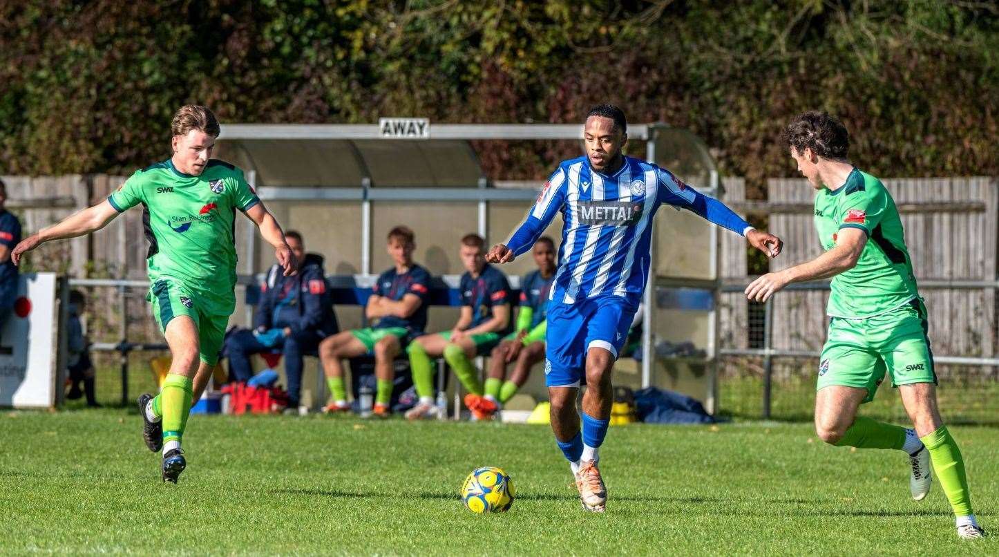 Thatcham Town striker Shamar Moore - Image: Paul Roberts