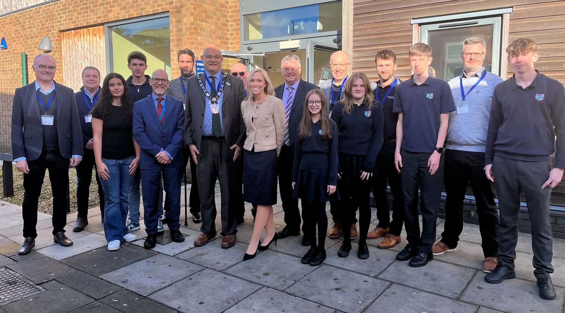 West Berkshire Council chairman Jeremy Cottam, centre) with former Willink School head, Peter Fry, left, and current head Nicolle Browning, right. They are joined by head students, youth council members and representatives from contractors Morris and Blunt, ADP Architecture and CGS