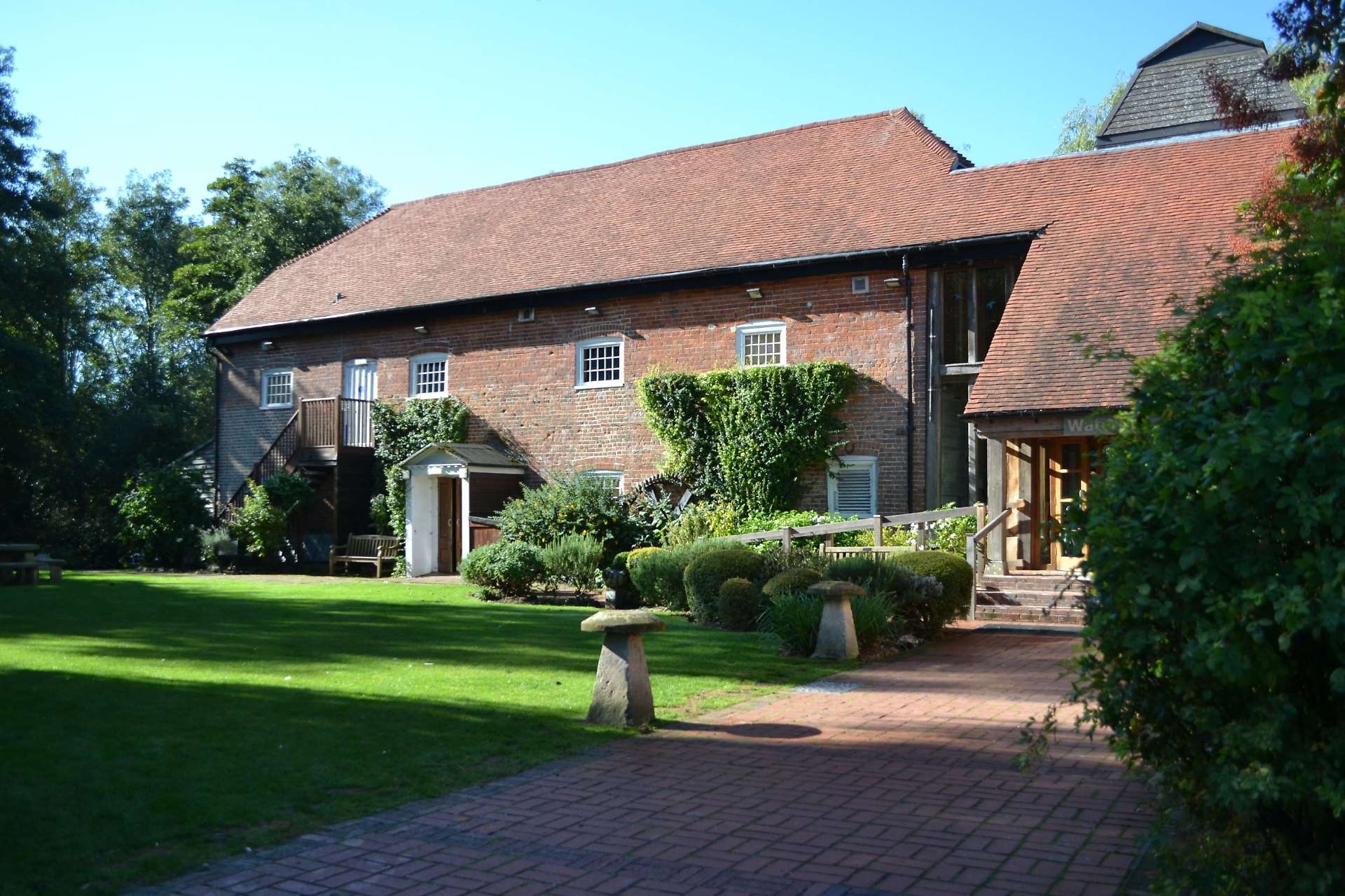 Watermill Theatre Picture Eden Harrhy