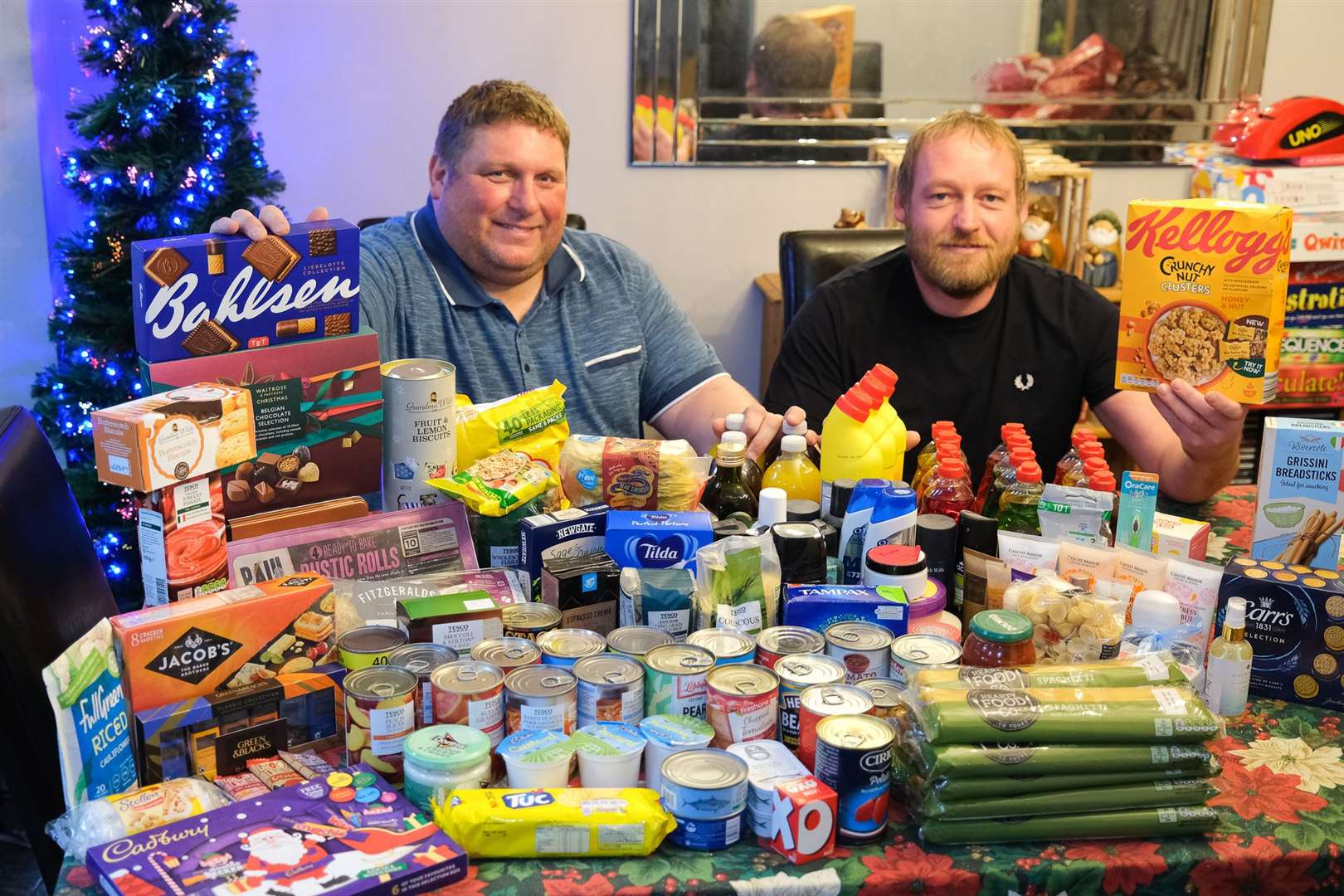 The residents began buying food for eachother over lockdown and then it escalated into collecting for the food bank.