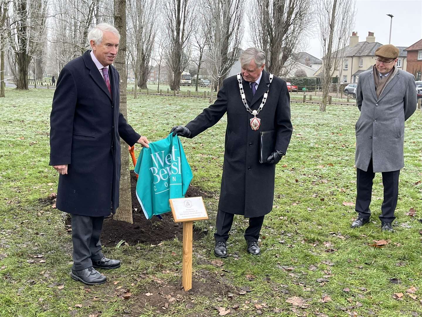 Lord-Lieutenant for the Royal County of Berkshire, James Puxley, left, and West Berkshire Council chairman, Rick Jones, unveiling the commemorative plaque.