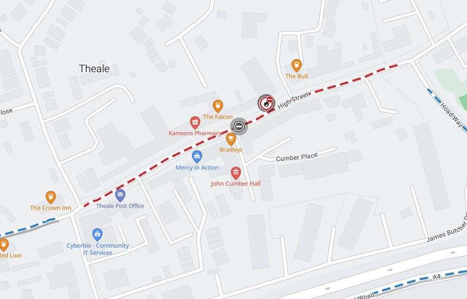 Site of the planned one-way lane closure to replace the gas main in Theale High Street. Credit: One.Network