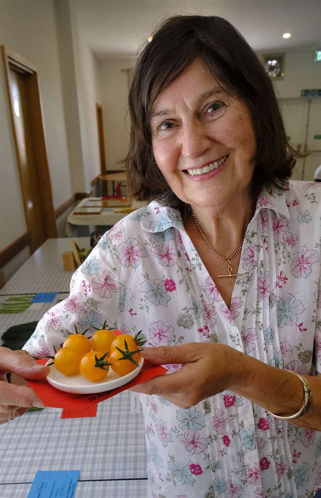 Sue Lawrence with her first prize for her six cherry tomatoes