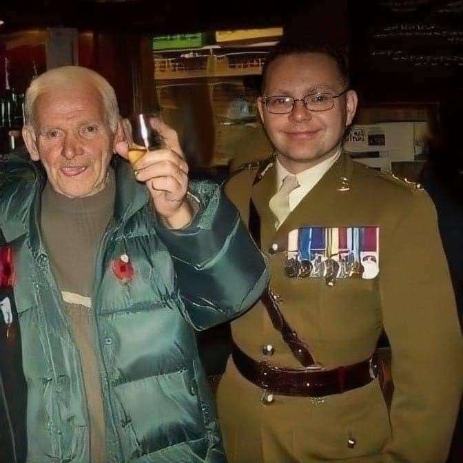 Mark Holden with his father, Bill Holden (53191656)