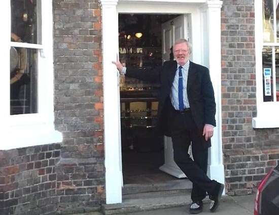 Hungerford antiques dealer Stewart Hofgartner will be at The Watermill, Bagnor on Tuesday (July 24)