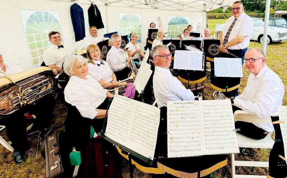 East Woodhay Silver Band’s medley of Christmas jumpers