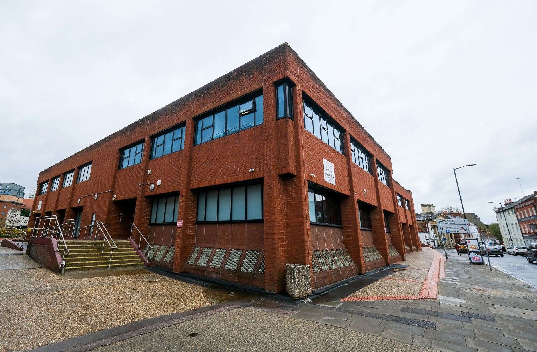 Reading Magistrates Courts