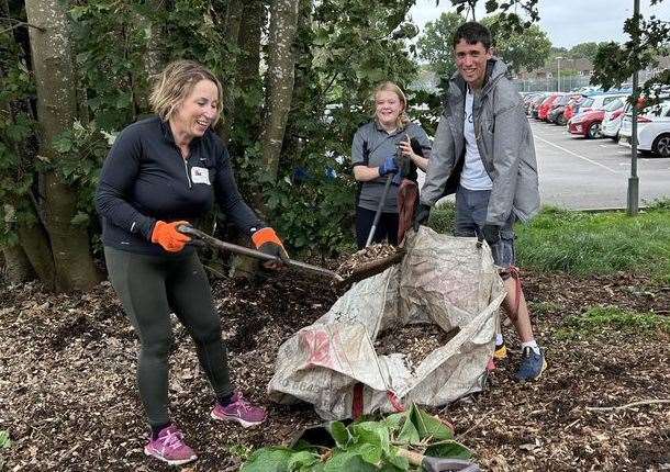 Little Heath's eco-committee clearing up the site ready for wildlife