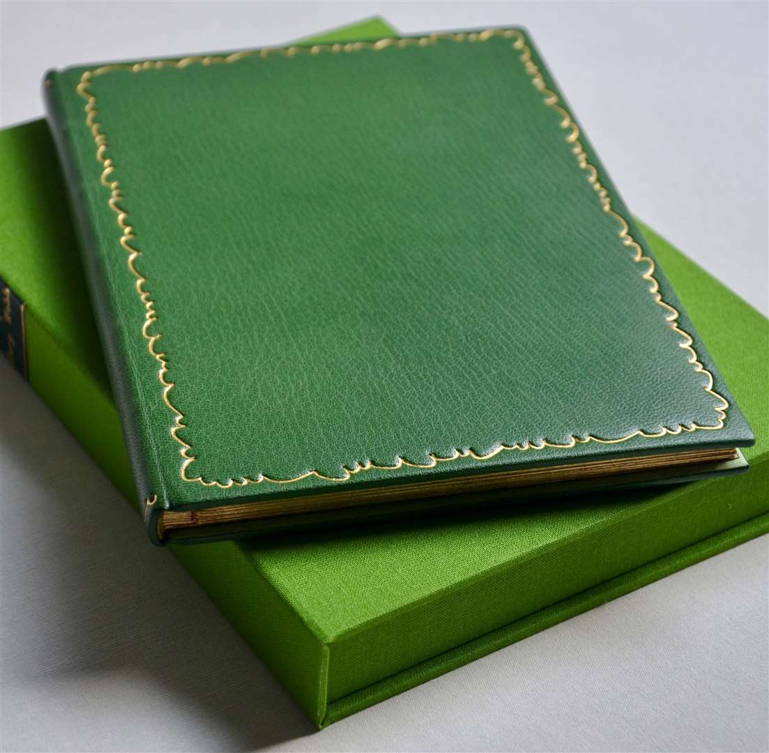 Lorna McCurdy Bookbinding and Book Restoration