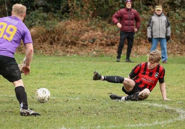 NWX and Kingsclere clash in Newbury Sunday League - Photo: Wilf Springer