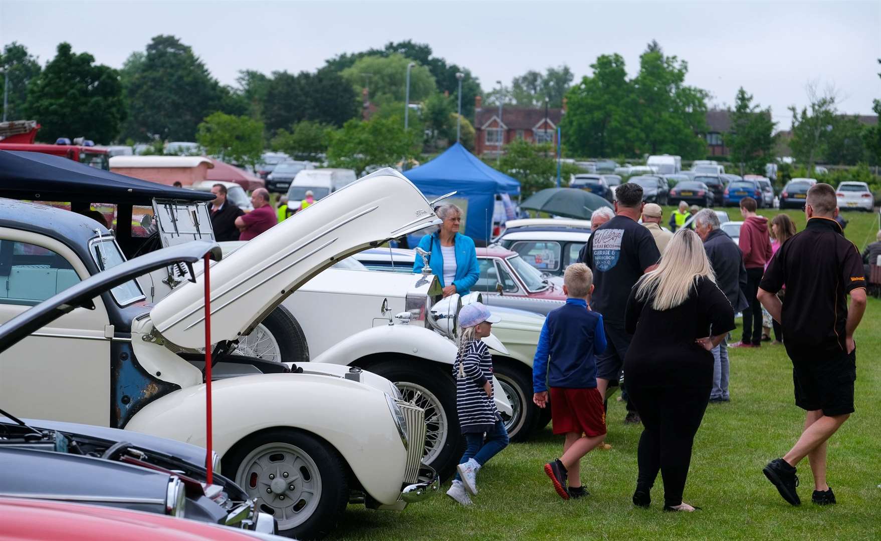 Classic Car Show at Thatcham Family Fun Day