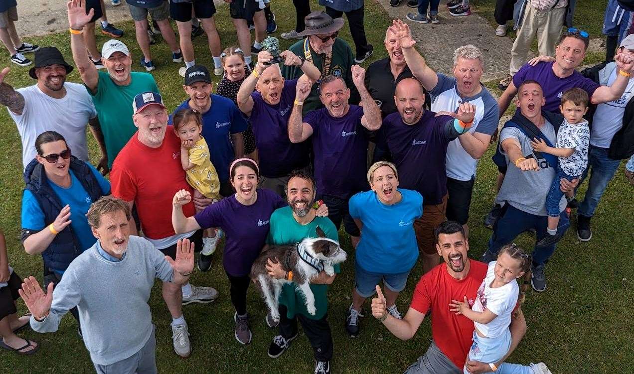 Rotarians cheer on another roaring year for the Dragon Boating Racing. Credit: Pangbourne Rotary Club