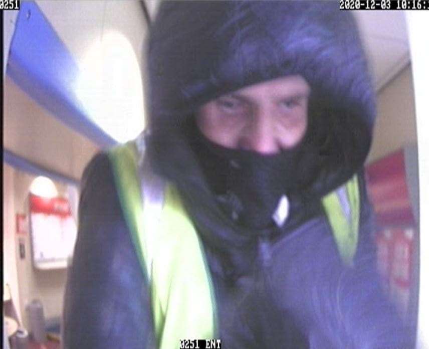 A CCTV image of a man police would like to speak to in connection with the robbery. (49153826)