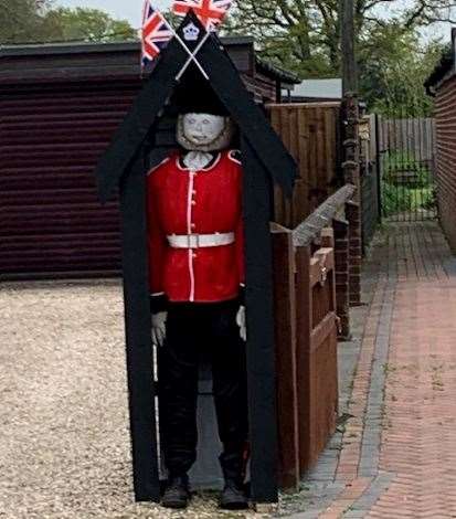 First place winner: Soldier in sentry box in Broad Lane