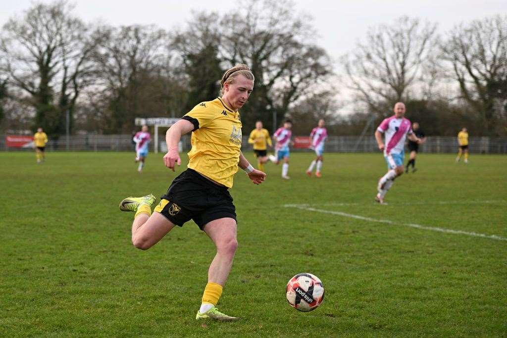 Tadley Calleva lost 3-1 to Jersey Bulls - Photo: Rob Mellor