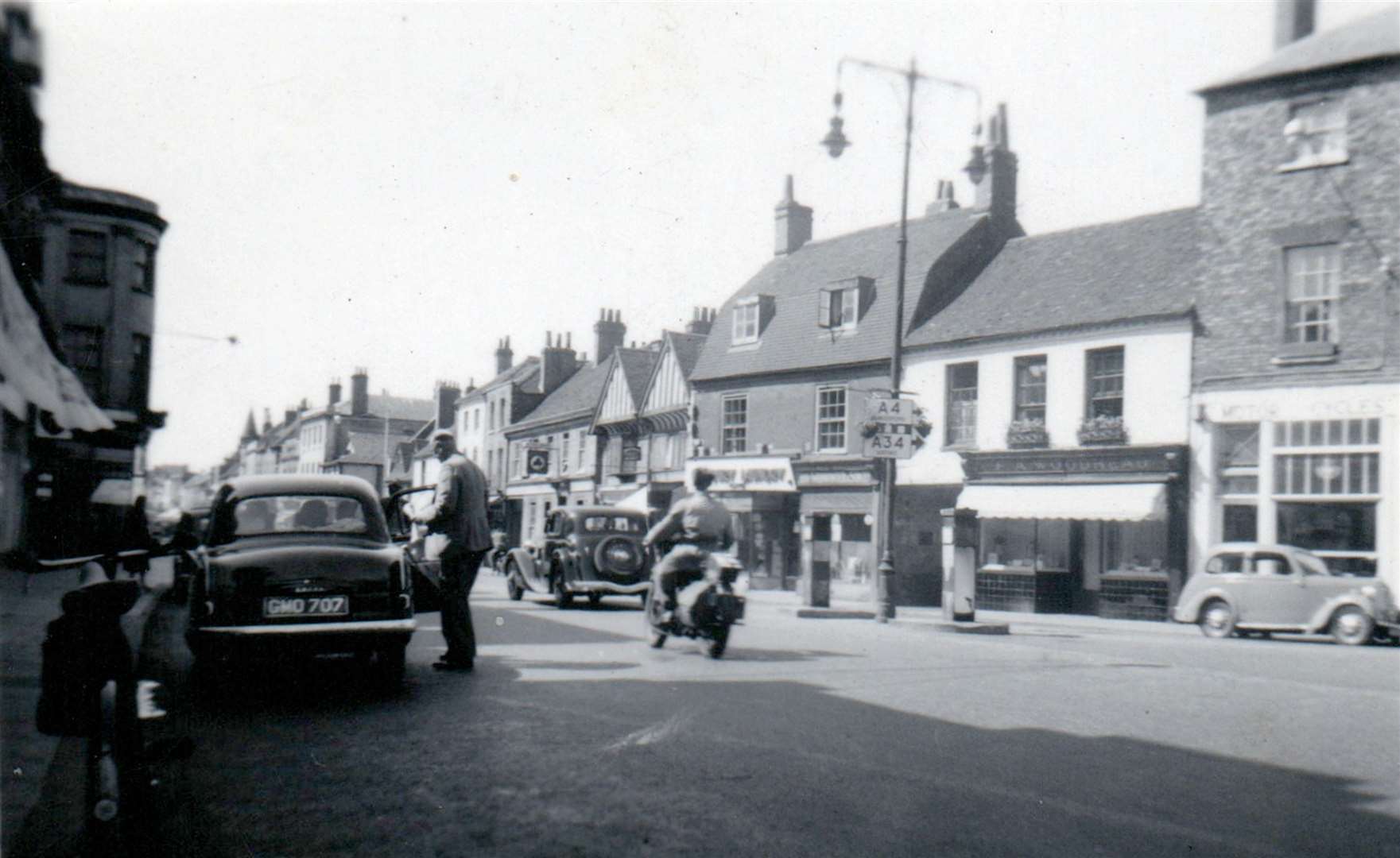 A south-facing view of The Broadway, Newbury in June 1952. ‘Our hangout,’ writes George